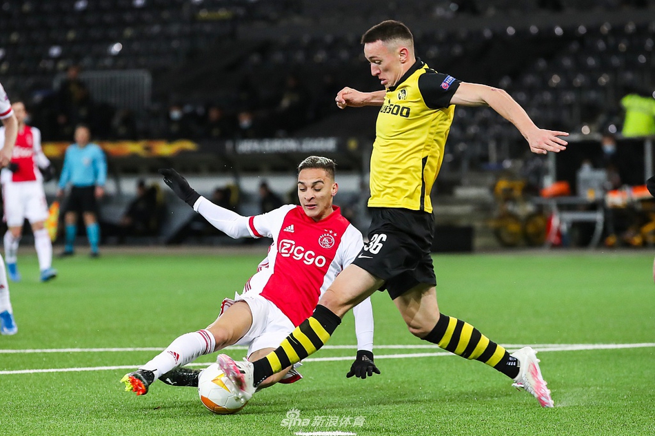 包含新疆广汇主帅复盘备战欧联阿贾克斯今晨手感冰凉之后，达拉斯独行侠关键时刻刷新队史纪录的词条